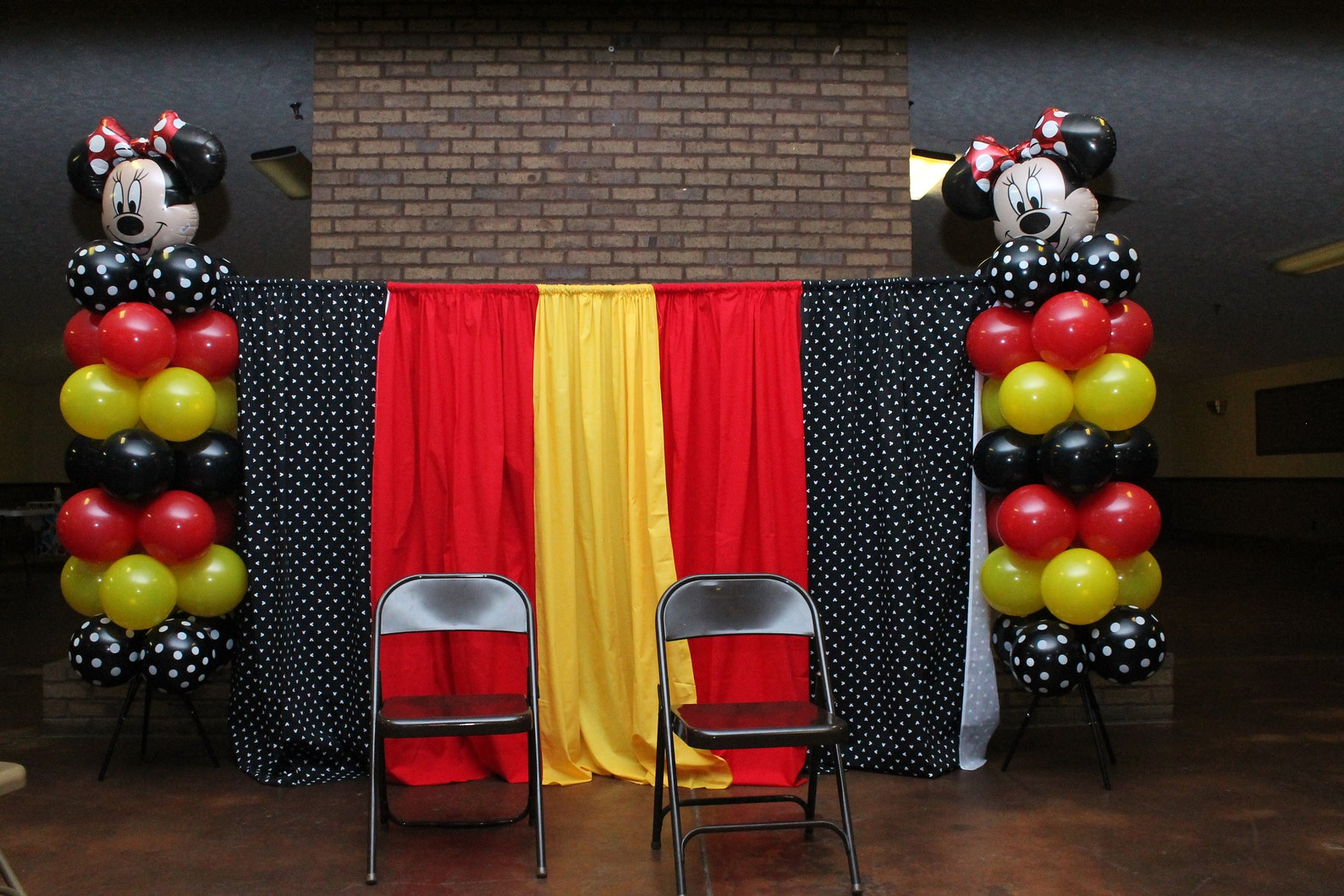 Mickeyminnie Mouse Backdrop With Balloons Etsy