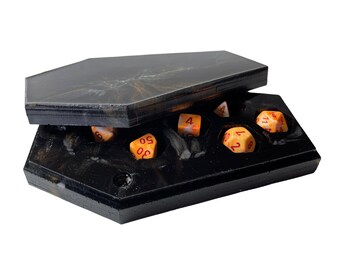 Magnetic Coffin Dice Box