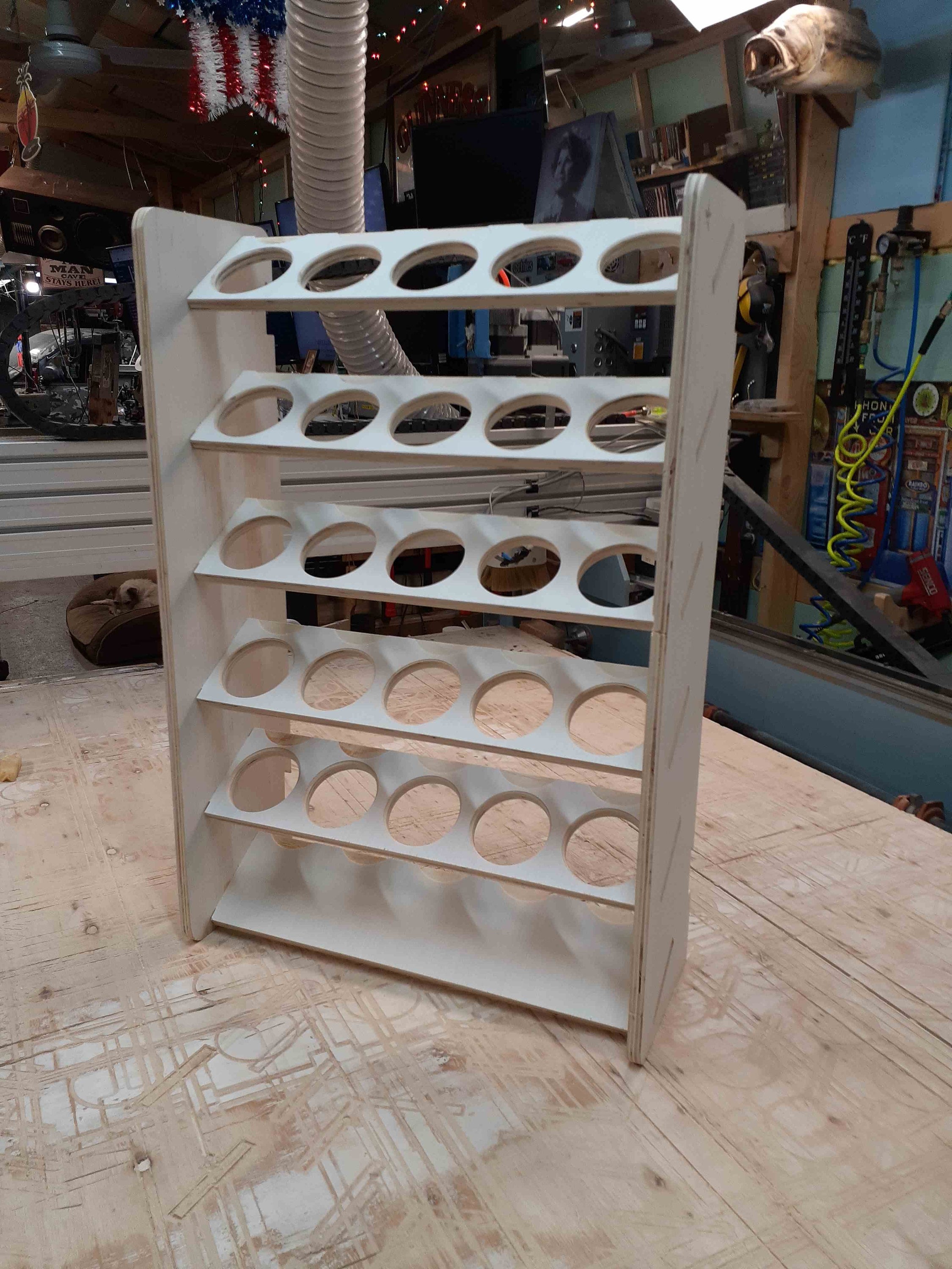 Larger Capacity, 25 Can Spray Paint Rattle Can Comes