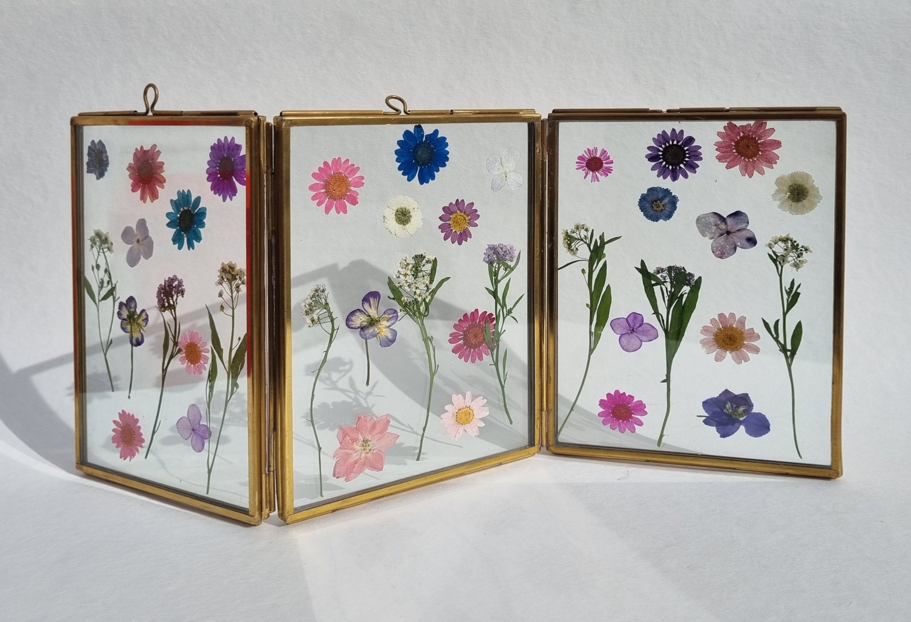 Triptyque Multi-Fleurs - L39 X H17 cm Cadeau Décoration Murale Intérieur Art Décoratif Pièce Unique