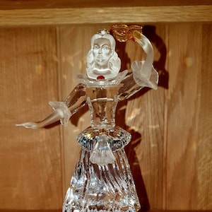 Swarovski Columbine Annual Edition 2000 with base and plaque