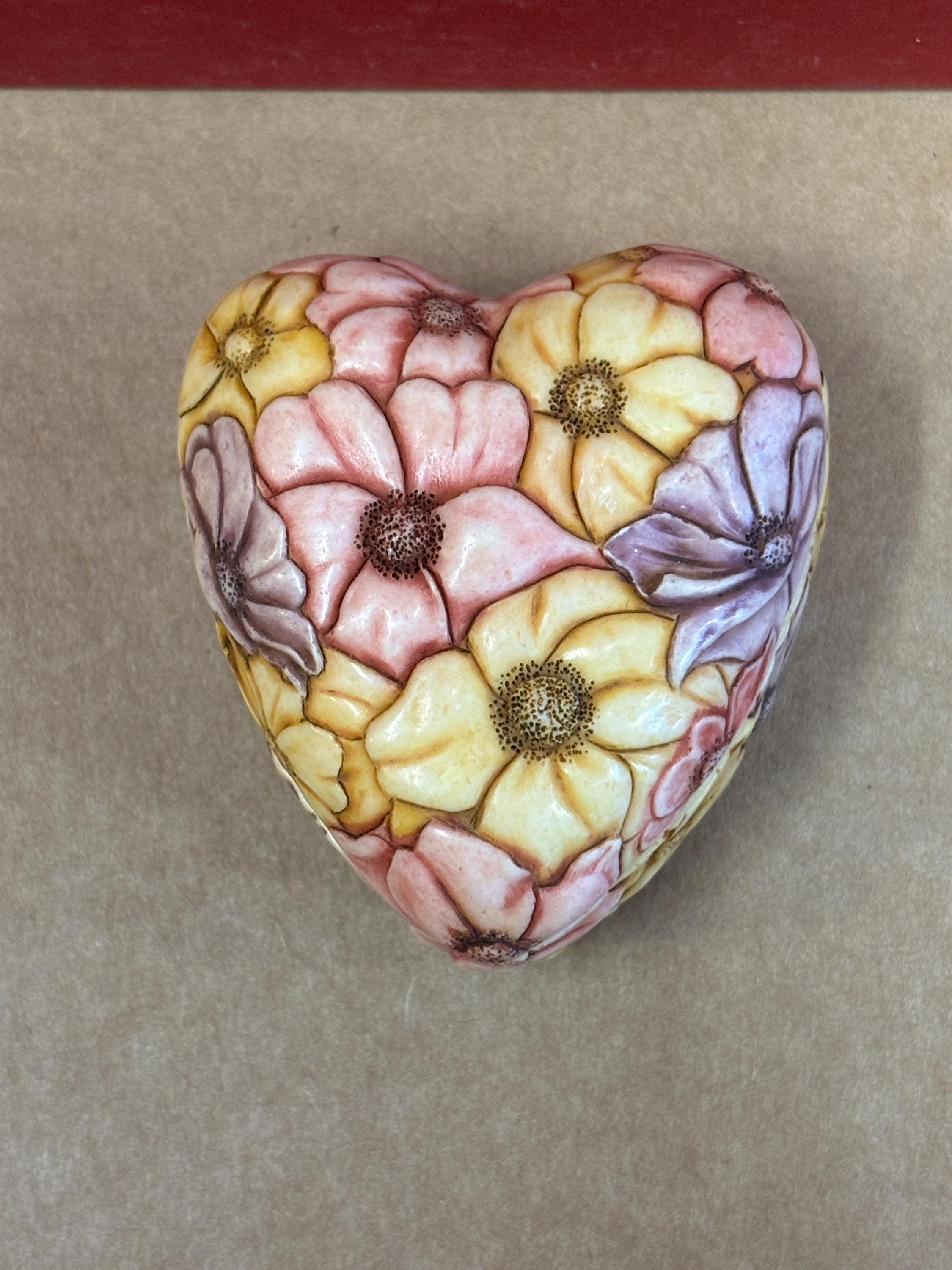 Heart Felt Harmony Kingdom Jardinia JALRHF Trinket Box - Etsy