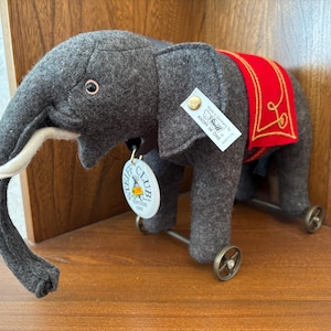 Steiff Elephant on Wheels - Etsy