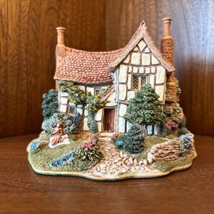 Lilliput lane rare - Etsy 日本