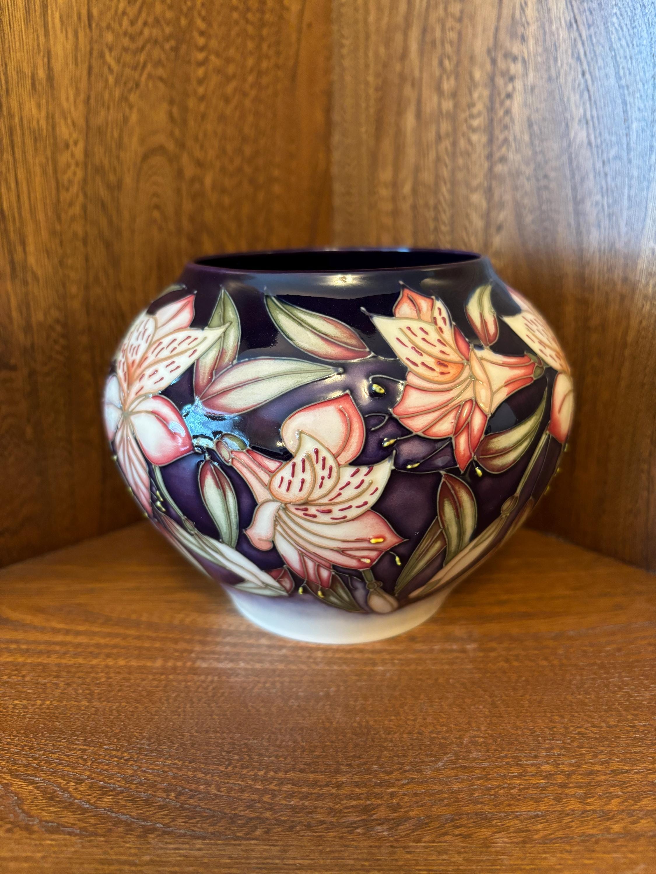 Moorcroft pottery - Etsy 日本