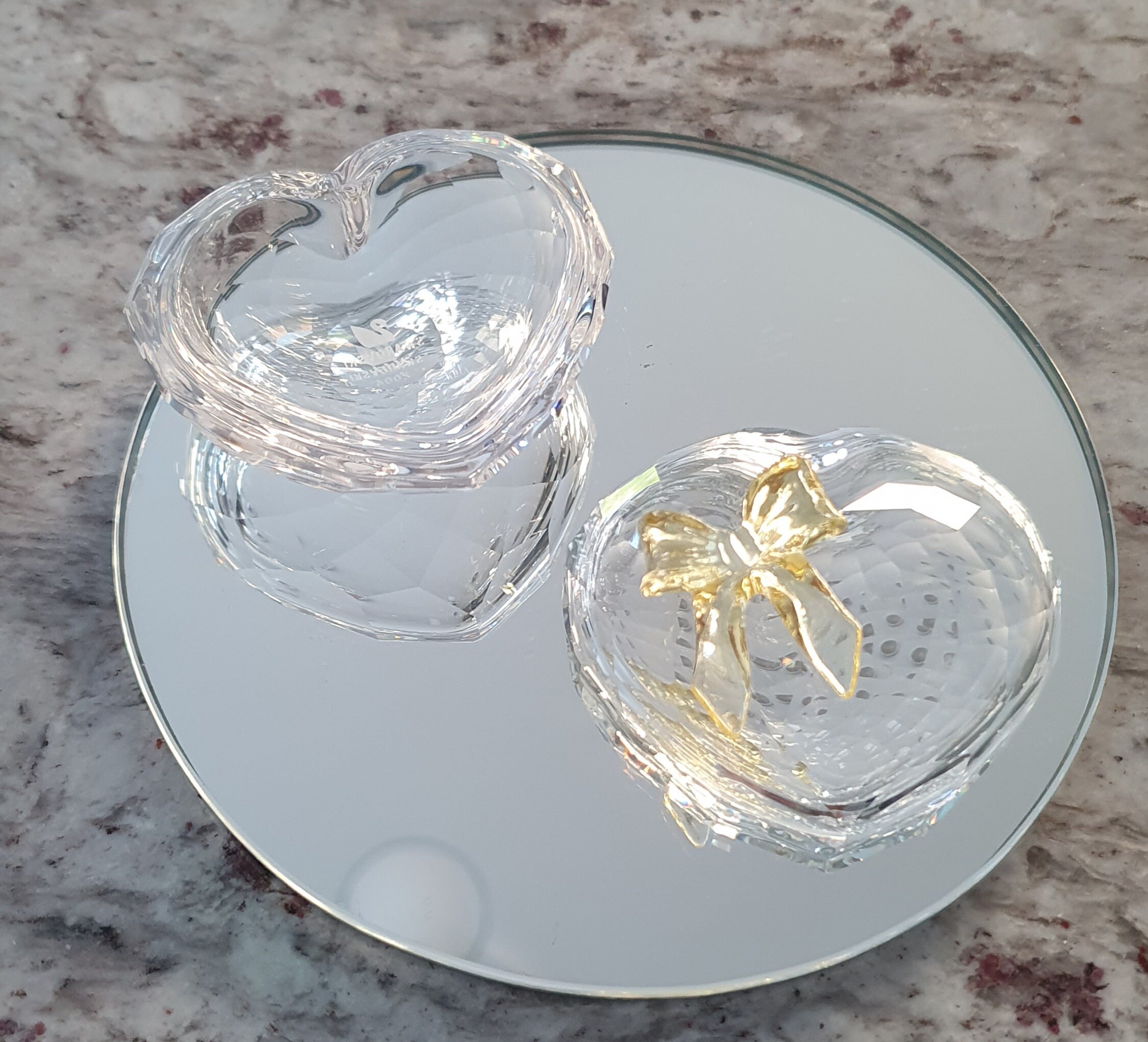 Swarovski クリスタル ハート型置物 Amazon.co.jp: スワロフスキー 