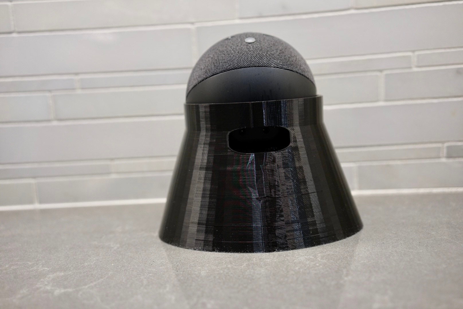 レア ダース・ベイダー Amazon Echo Dot（第4・5世代）スタンド May the Fourth Be with You: Amazon Releases Star Wars-Themed Echo