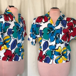 1980s Colorful Cropped Hawaiian Button Down Blouse