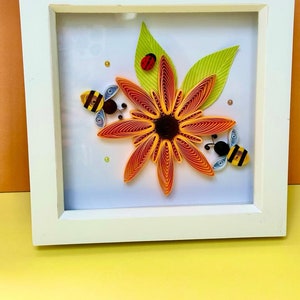 Bumble Bee Paper Quilling Framed Wall Art - Bee Lovers Best Gift - Bee keeper Gift - Regalo per la festa del papà - Regali per papà - Regalo per la festa della mamma