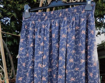 Vintage Laura Ashley floral skirt ~ Elasticated waist