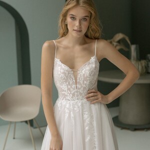 Tulle Wedding Dress Plus Size available Ombre Wedding Dress Beige/Nude Floral Beaded Lace Gown Tulle Wedding Dress with Train