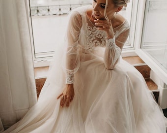 Nude/Beige Bohemian Tulle Wedding Dress NOEMI  with Long Sleeve and Unique Lace V-neck Beautiful Lace Back Long Train Wedding Dress Beige