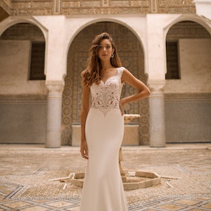 ELLA Crepe Wedding Dress with Lace and Open Back Minimalist Wedding Dress Sleeveless Great Gatsby Inspired Wedding Dress de marriage