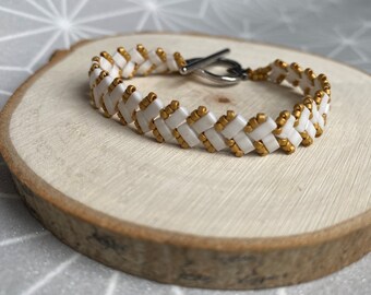TELMA bracelet in Miyuki Delicas and Miyuki Tila beads