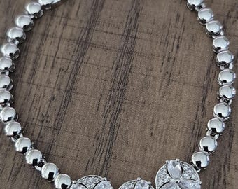 Silver Flower Gem Bracelet