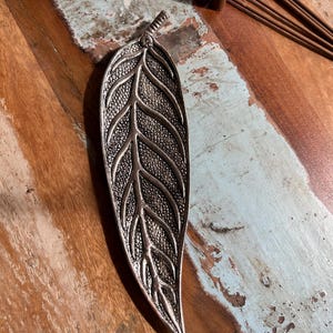 Vintage Leaf Metal Incense Holder - 8x2.5Inch Multipurpose Burner for Incense, Sage, and Cone -Design with 1 Holes for Incense Stick