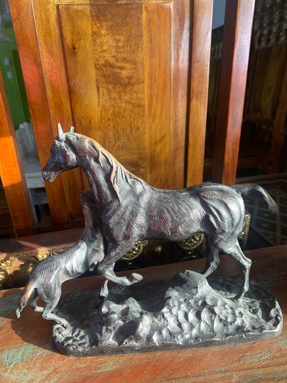 アンティーク ブロンズ彫刻の馬 競馬 左馬 馬 彫像 ブロンズ像 馬好きの方