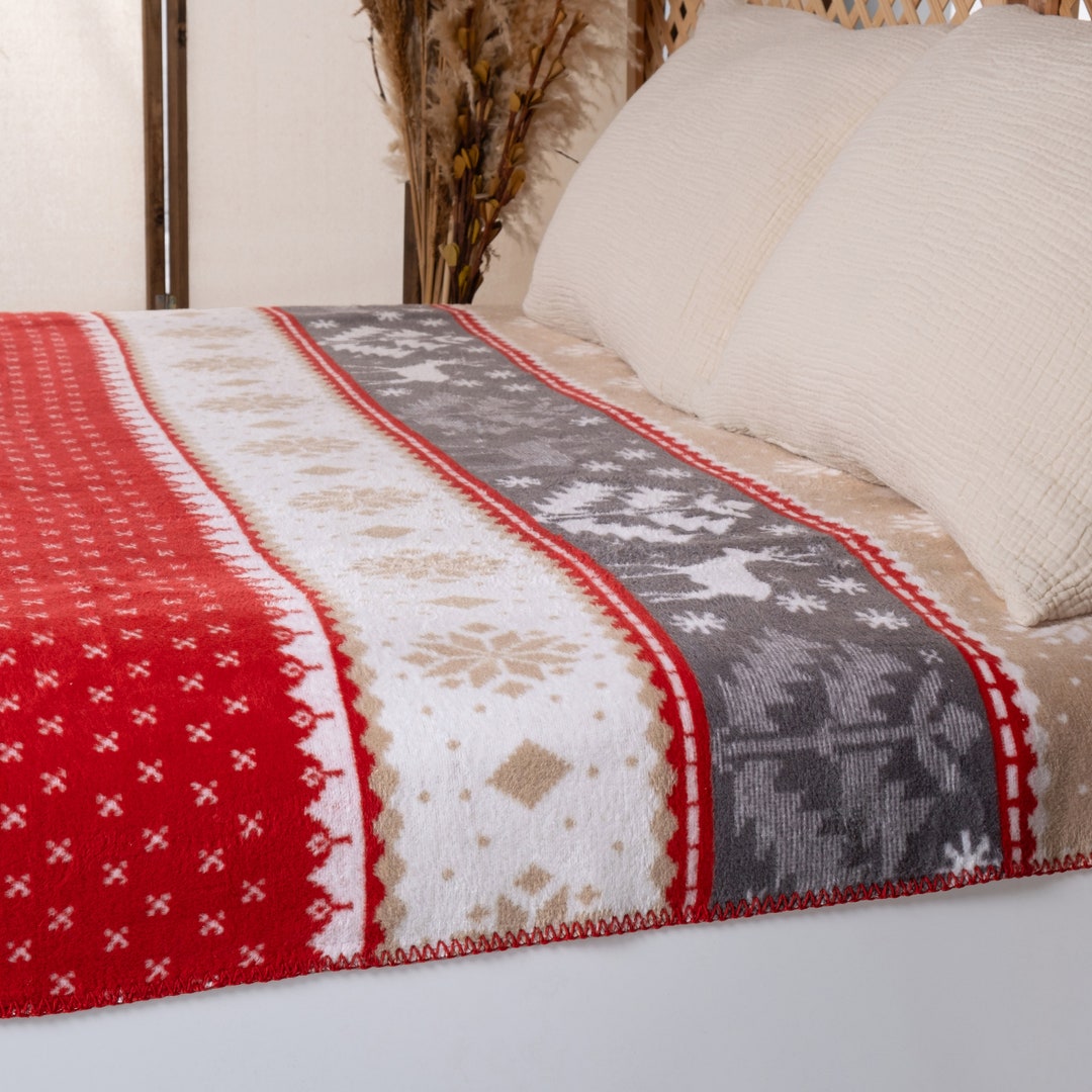Christmas Blanket, Queen Sized Bedspread, Cotton Winter Blanket, Cozy