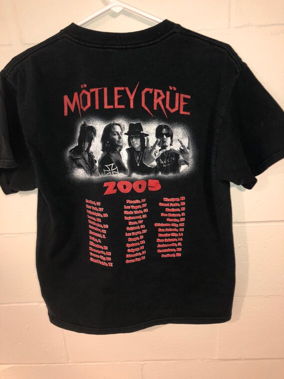 Motley Crue Red White and Crue Tour 