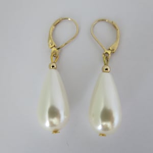 Earrings Earrings with Large Beads 10 mm x 20 mm Drops in White Brisur Gold Plated