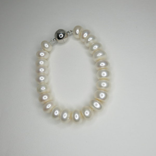 Armband Echte Perlen Süßwasser Button 9mm Weiß 18cm / 20cm / 21cm Magnetverschluss
