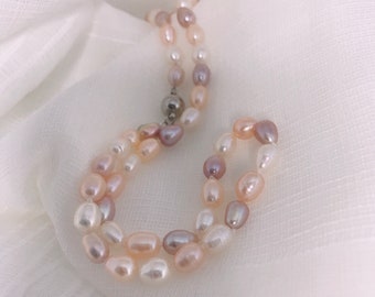 Necklace of real pearls Freshwater pearls 44 cm / 50 cm multicolor, super chandelier with magnetic closure