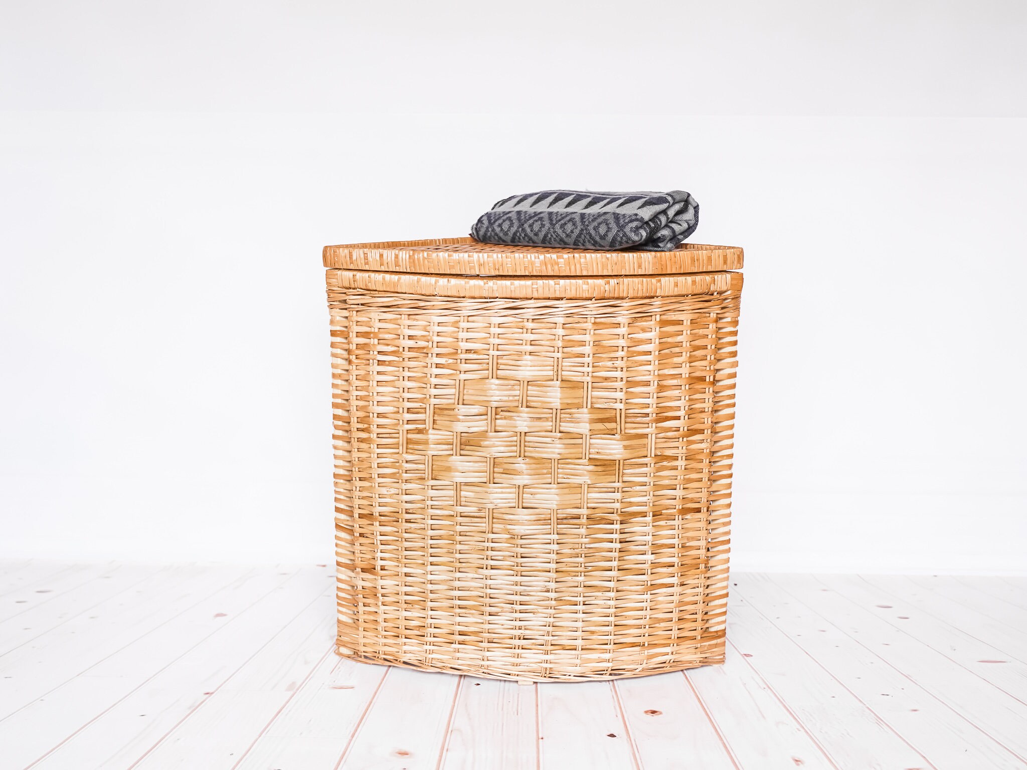 Corner Laundry Basket XL Willow Basket Laundry Basket With Etsy