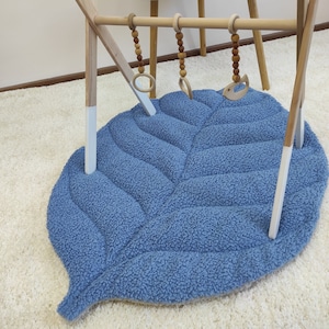 Hand Sewn Plush Teddy Leaf Baby Play Mat: Double Sided Nursery Rug