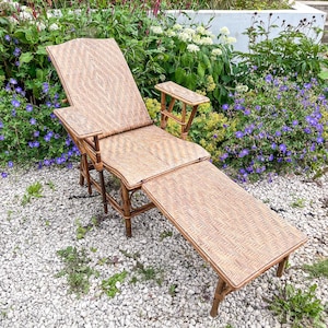 Vintage aluminum store chaise lounge