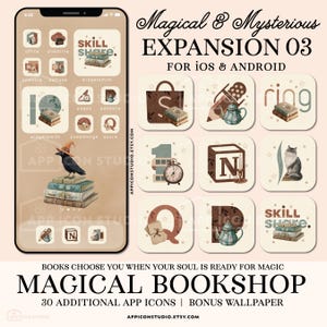 Może przedstawiać: Cyfrowy zestaw ikon aplikacji zatytułowany Magical & Mysterious Expansion 03 dla systemów iOS i Android. Zestaw zawiera ekran smartfona oraz pojedyncze kwadratowe ikony z ilustracjami książek, kruka w kapeluszu, kota i imbryków.
