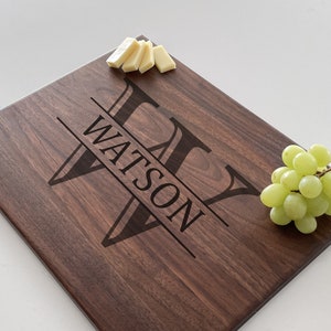 Personalized Cutting Board, Wedding Gift, Anniversary Gift, Wedding Shower Gift, Family Name, Personalized Kitchen Decor, Serving Board, 007