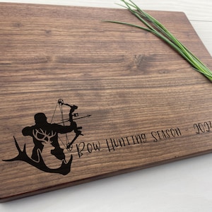 Personalized Cutting Board, Engraved Board, Deer, Bow Hunter, Hunting, Hunter, Cabin, Bow, Bow Hunting, Gift for Dad, Gift for Him, 652