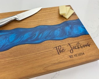 Personalized Epoxy Cutting Board, Engraved Epoxy Cutting Board, Custom Epoxy Gift, Blue Epoxy Board, New Home Gift, Christmas Gift, 001