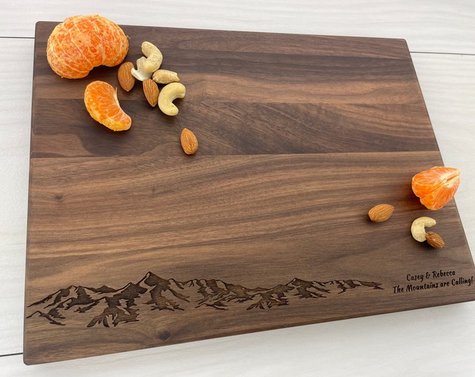 Personalized Cutting Board, Custom Cutting Board, Mountain Themed Gift, Ski Chalet Gift, Ski Family Gift, Hikers, Adventure Seeker Gift, 121