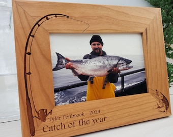 Personalized Father's Day Picture Frame, Custom Engraved Dad Photo Frame, Gift for Dad from Kids, Fishing Gifts, Catch Of The Day, 071
