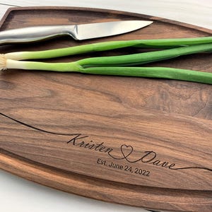 Personalized Cutting Board, Engraved Cutting Board, Wedding Gift, Anniversary Gift, Engagement Gift, Couples Gift, Bridal Shower Gift, 074