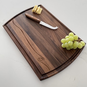 Personalized Cutting Board, Personalized Lettered Board, Simple Design, Cursive Initial Board, Birthday Present, Kitchen Deco, 003