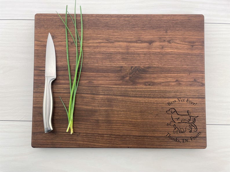 Personalized Cutting Board, Veterinarian Thank You Gift, Veterinarian Appreciation Gift, Veterinarian Gift, Vet Tech Gift, 333 afbeelding 2
