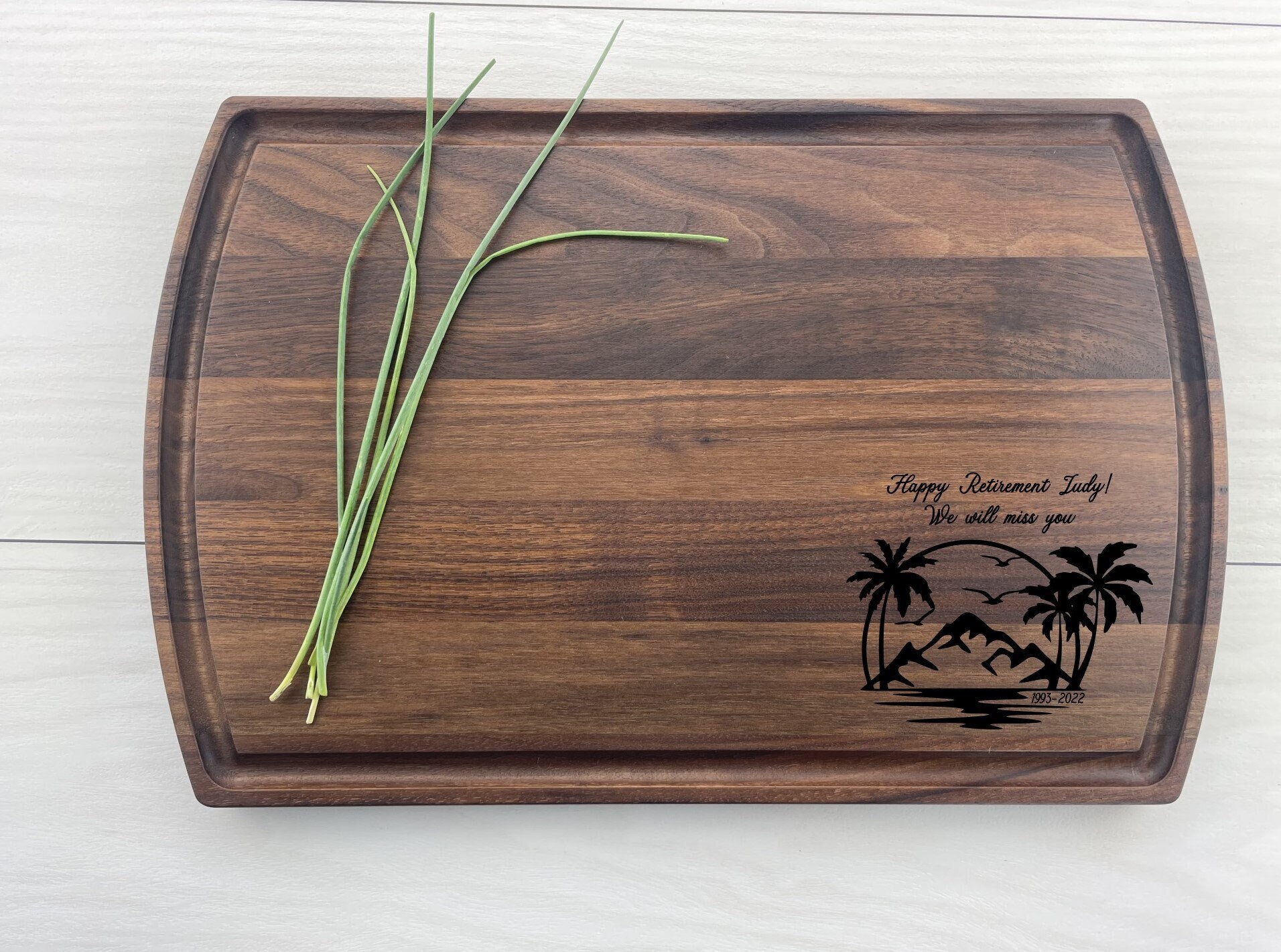 Tropical Bamboo Surfboard Shaped Cutting Board - Hibiscus Stamp
