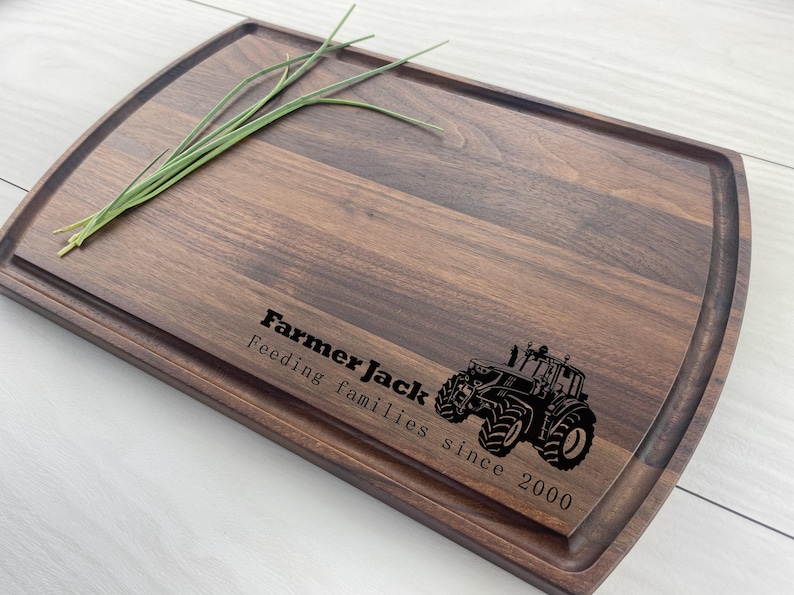 Personalized Cutting Board, Farmers Gift, Family Farm Gift, Tractor Lovers Gift, Tractor Pulling Gift, 338 imagem 1