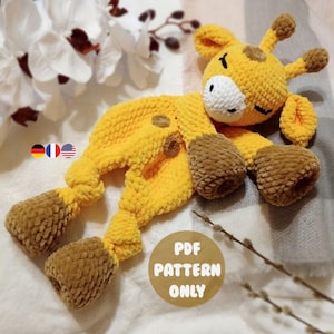 Puede incluir: Un patrón de crochet para un juguete amigurumi de jirafa amarillo y marrón. El patrón está disponible para descargar en PDF. SOLO PATRÓN PDF.