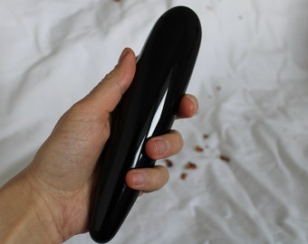 Yoni Magic Wand Obsidian - Gemstone Massage for Sensual Experiences - 18 x 4 cm