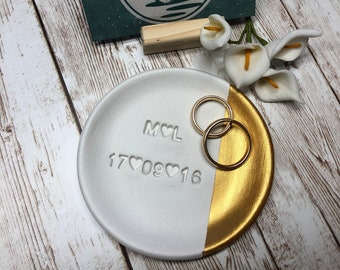 Ring Dish Minimalist Personalised With Your DATE & INITIALS Gold or Silver, Plate,Ring Tray,Engagement Wedding Favours Keepsake,Jewellery