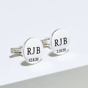 Personalized engraved silver round cufflink, Initials Cuff link, Personalized Cuff Link, Groom Wedding Cuff links, Father&#39;s Day Gift For Him