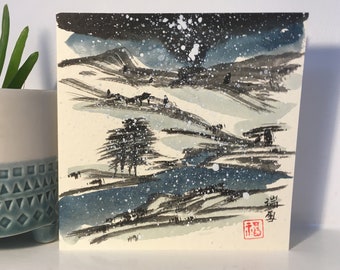 Handgeschilderde kaart in Chinese stijl, oosterse wenskaart, Chinees nieuwjaar, maannieuwjaar, besneeuwde bergen in de winter