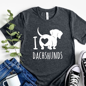 Dachshund Shirt, Dachshund Mama Shirt, Dachshund Owner Gift, Dachshund Mom Shirt, Dachshund T-Shirt, Gift for Dachshund Dog Mom Shirt