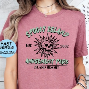 Retro Halloween Movie Sweatshirt: Spooky Island Disco Skull Design