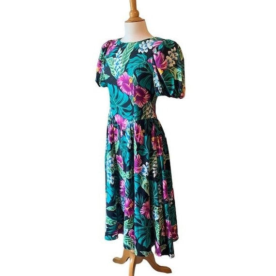 RARE Vintage 1980s Puff Sleeve Midi Hawaiian Dres… - image 2