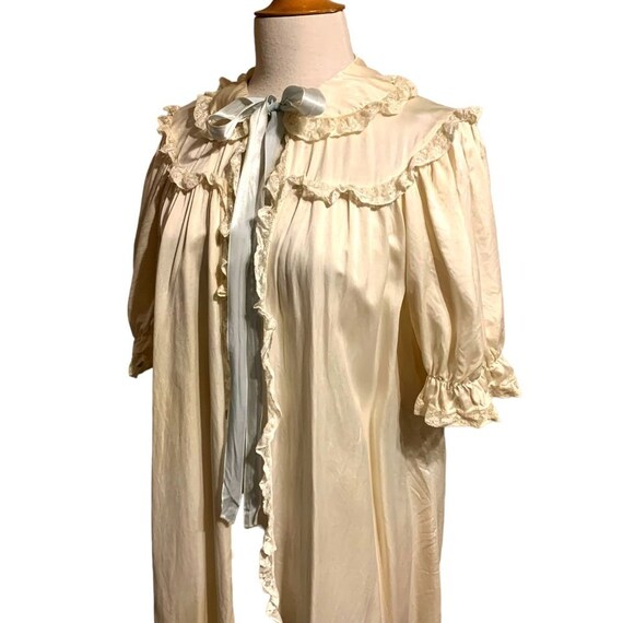 Vintage Chevette Victorian Cream Silk and Lace Tr… - image 10