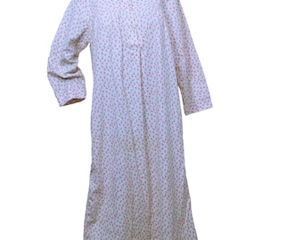 Vintage anni '80 Daydreams Mervyn's Taiwan-Made Flanella Camicia da notte Lady-M(8/10) Colletto abbottonato con volant Cottage Calico Floreale Rosa Crema